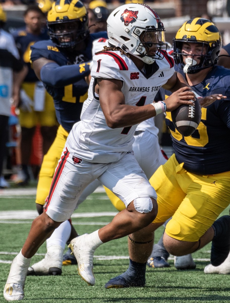 Arkansas State’s Jaylen Raynor against Michigan on September 14, 2024. Archival team photograph; Raynor is not presented as Thursday’s quarterback.