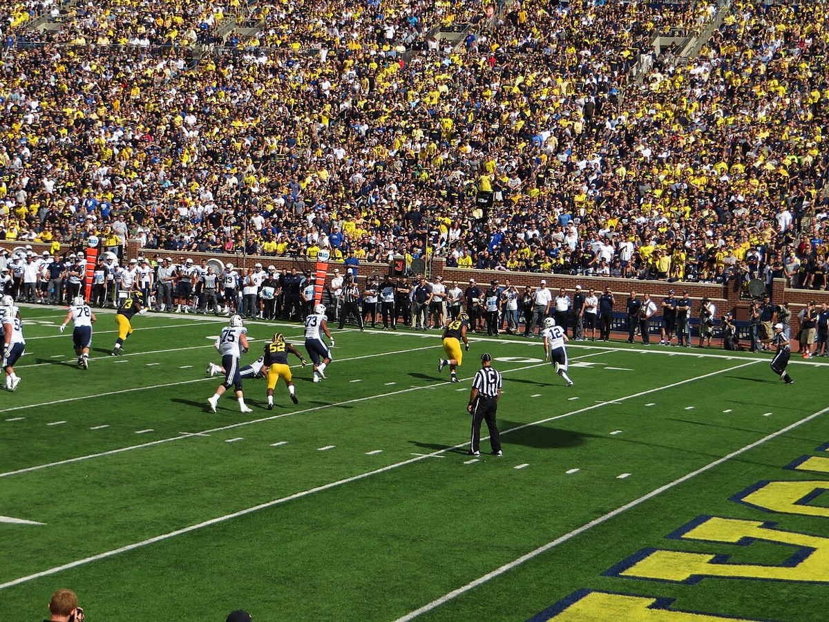 BYU’s offense against Michigan in Ann Arbor on September 26, 2015. Archival team-action photograph; it does not show this season’s lineup.